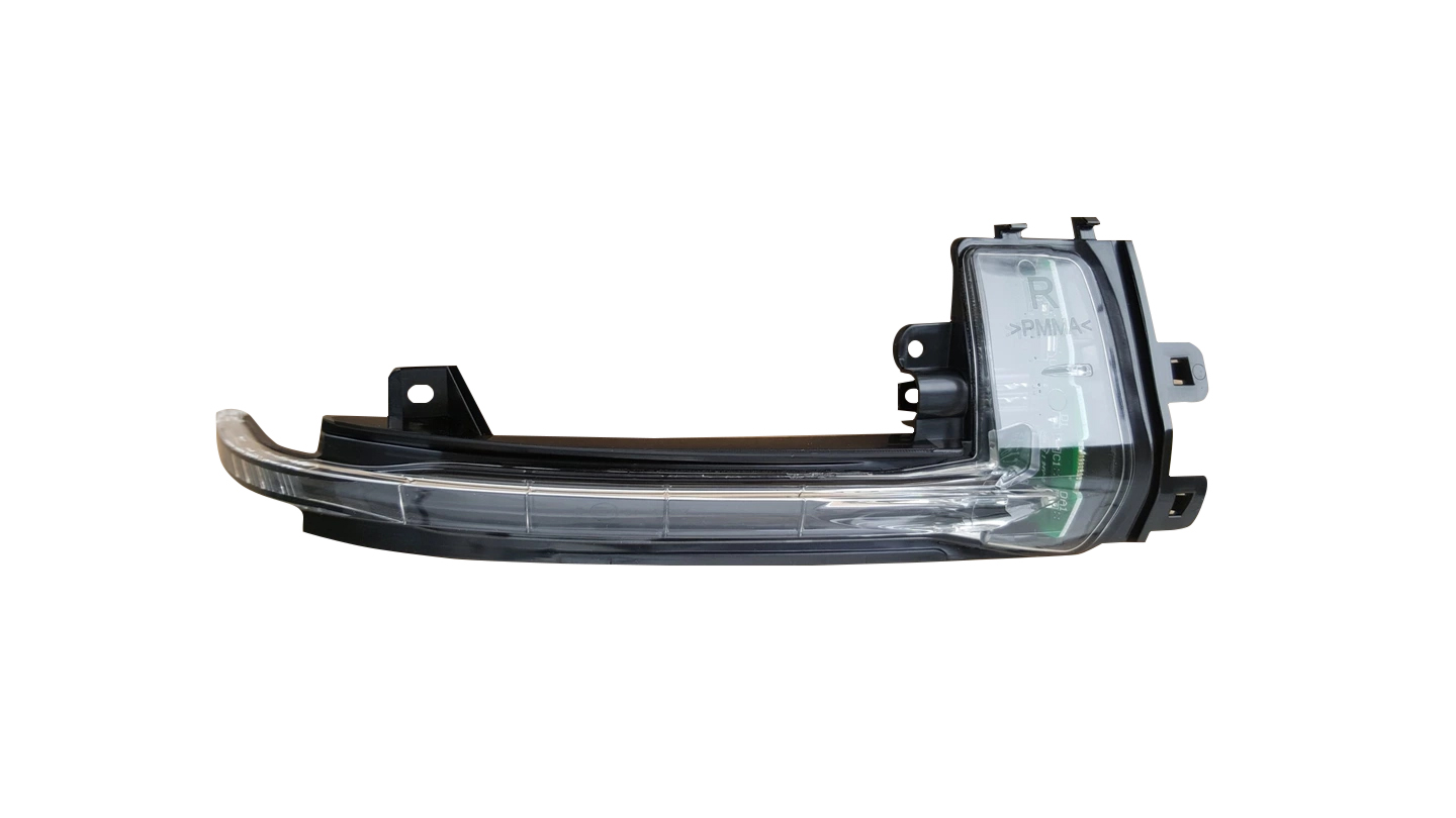 KIERUNKOWSKAZ w LUSTERKO PRAWY do AUDI A3 A4 4 B8 A5 S5 2010- Diody