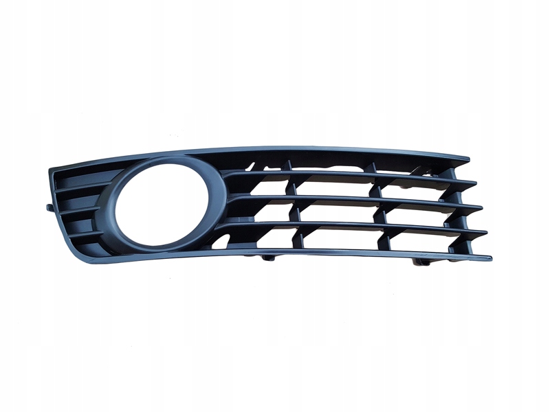 RAMKA HALOGENU Lewa do AUDI A4 B6 2001- kratka
