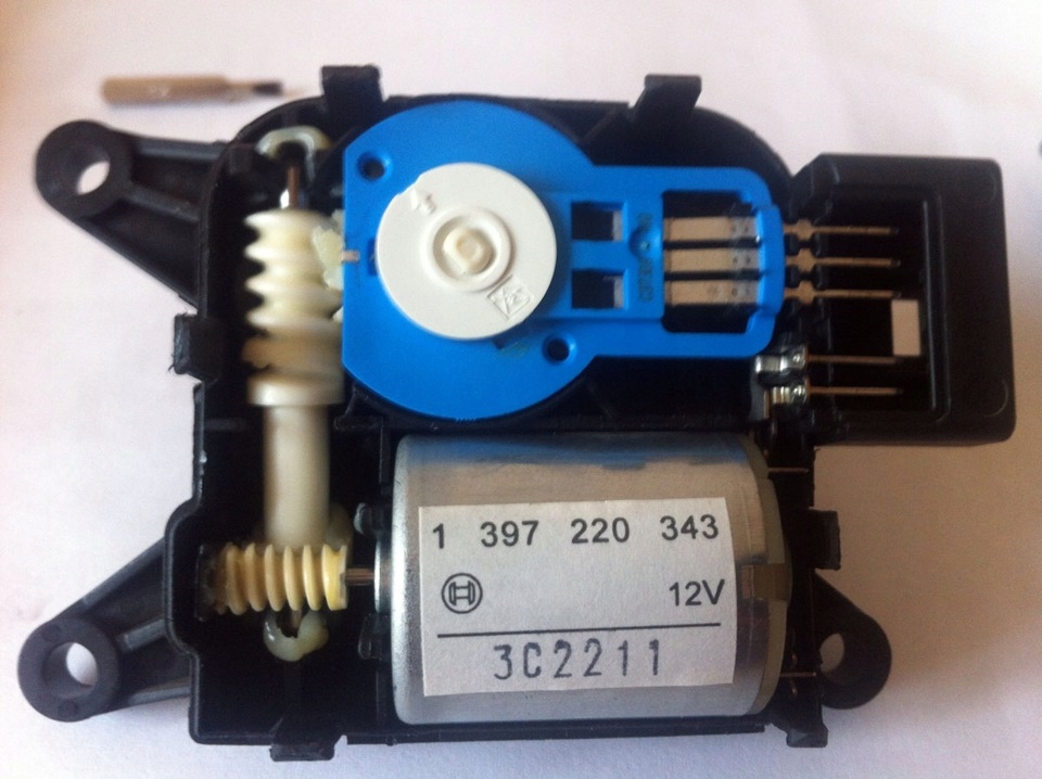 POTENCJOMETR SILNICZKA KLIMY NAWIEWU DO VW AUDI SKODA SEAT - obrazek 4