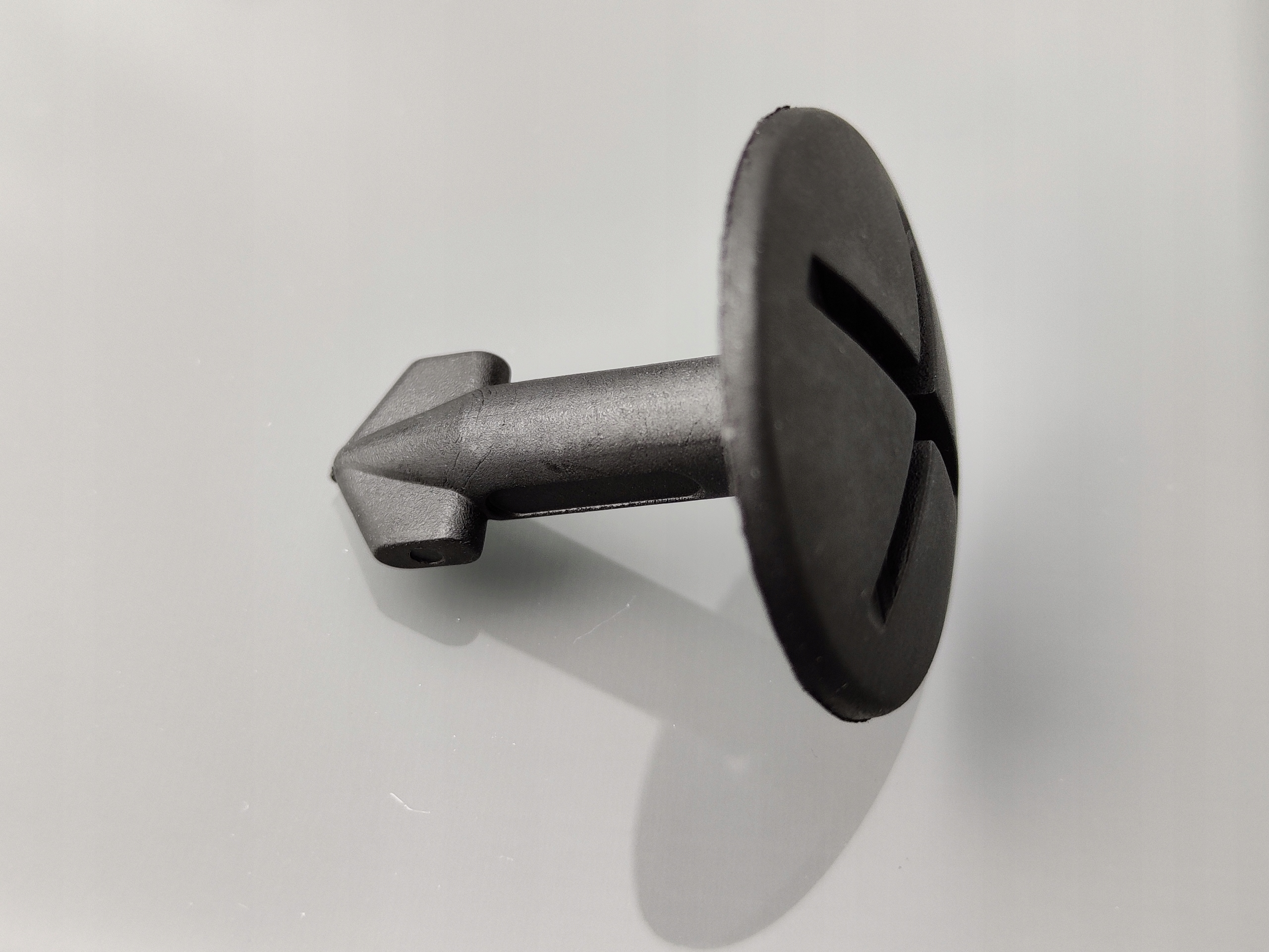 782 5x SPINKI KOŁKI NADKOLI OSŁON AUDI A4 B6 A4 B7 A6 - obrazek 3